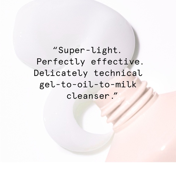 Pure Transforming Facial Cleanser - Picture 4 of 4